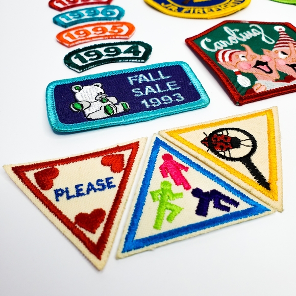Vintage 90s Brownie Girl Scout Camp Scherman Try-Its Lim Ed Retired Patch Badge - Picture 7 of 15